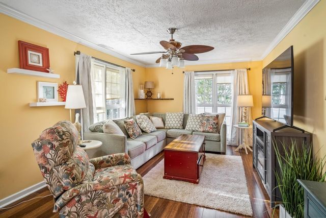 328 16th Ave. S, Surfside Beach, SC 29575