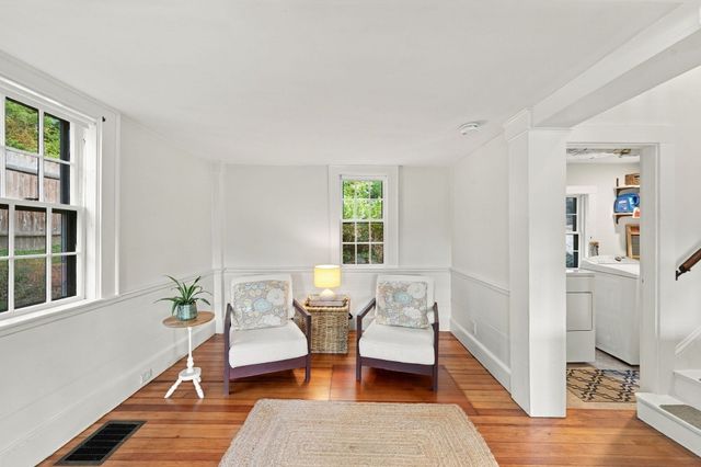 25 Concord St, Gloucester, MA 01930