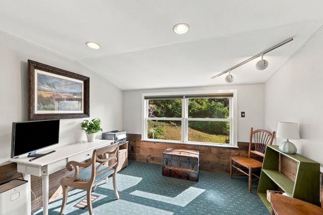 25 Concord St, Gloucester, MA 01930