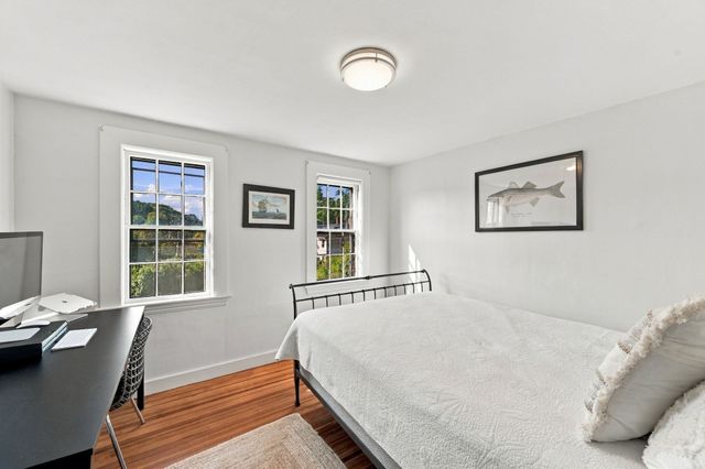 25 Concord St, Gloucester, MA 01930