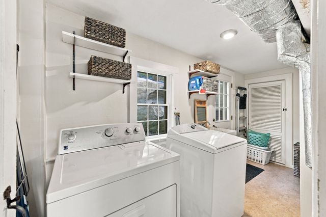 25 Concord St, Gloucester, MA 01930
