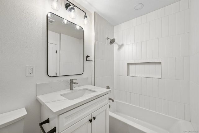 11218 Poblado Road, San Diego, CA 92127