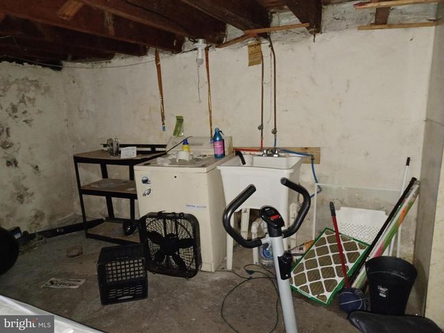 4135 LAWNDALE ST, Philadelphia, PA 19124