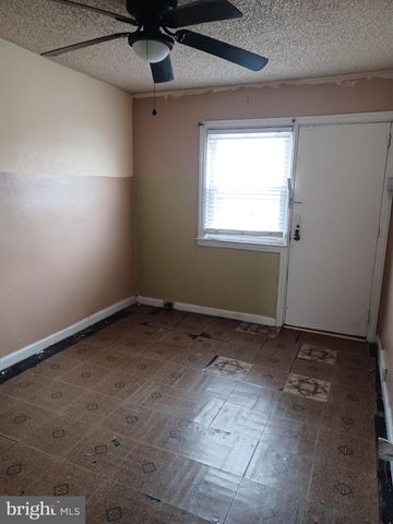 4135 LAWNDALE ST, Philadelphia, PA 19124