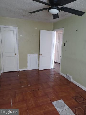 4135 LAWNDALE ST, Philadelphia, PA 19124