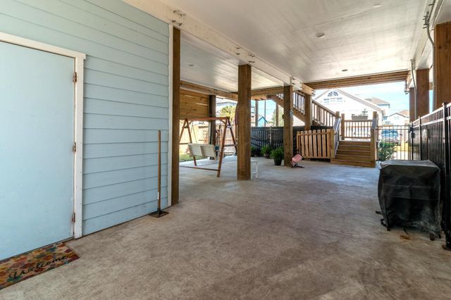 12839 E Conquistador Drive, Galveston, TX 77554