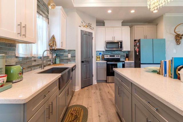 12839 E Conquistador Drive, Galveston, TX 77554