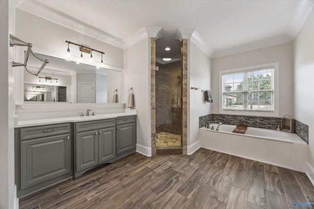 7550 Parktrace Lane, Owens Cross Roads, AL 35763