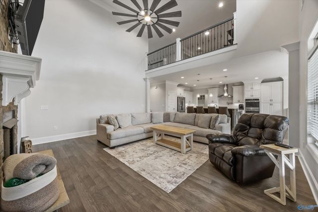 7550 Parktrace Lane, Owens Cross Roads, AL 35763