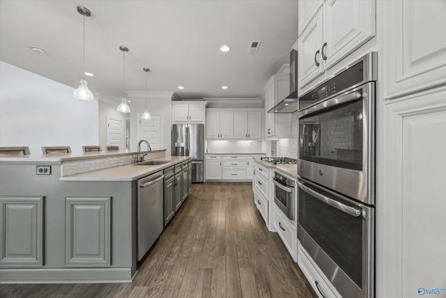 7550 Parktrace Lane, Owens Cross Roads, AL 35763