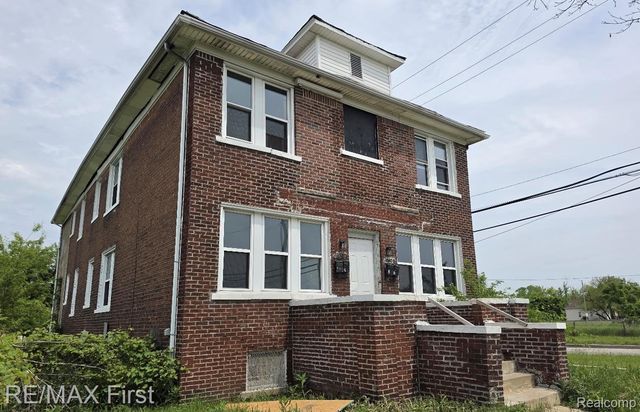 6400 Seminole Street, Detroit, MI 48213
