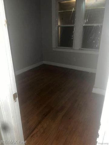 6400 Seminole Street, Detroit, MI 48213