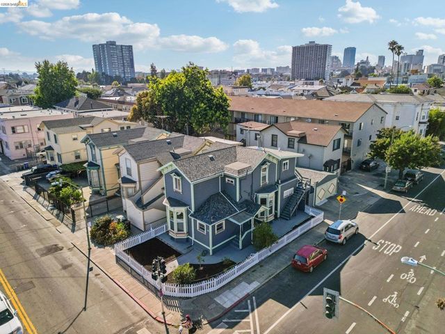 1549 5Th Ave, Oakland, CA 94606
