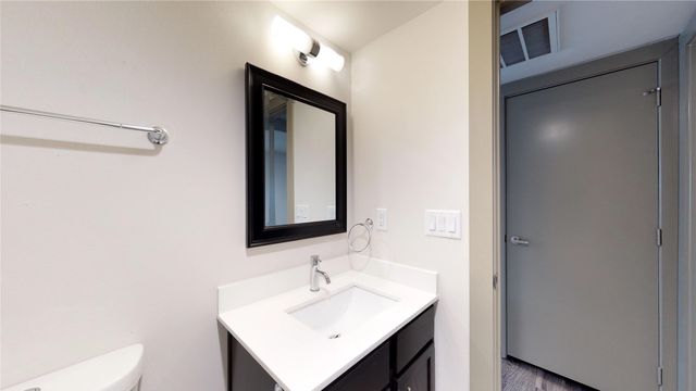 6304 Prospect Avenue 110, Dallas, TX 75214