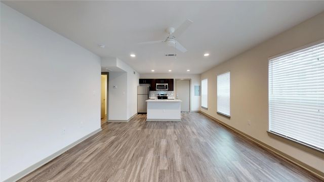 6304 Prospect Avenue 110, Dallas, TX 75214
