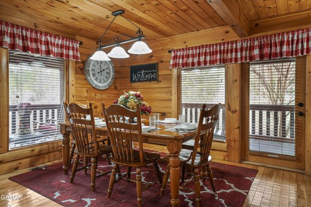 1339 Zachary Thomas Lane, Sevierville, TN 37876