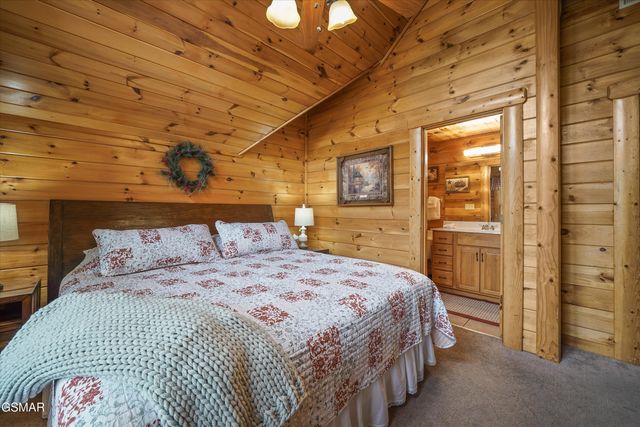 1339 Zachary Thomas Lane, Sevierville, TN 37876