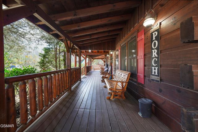 1339 Zachary Thomas Lane, Sevierville, TN 37876