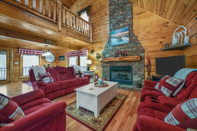 1339 Zachary Thomas Lane, Sevierville, TN 37876