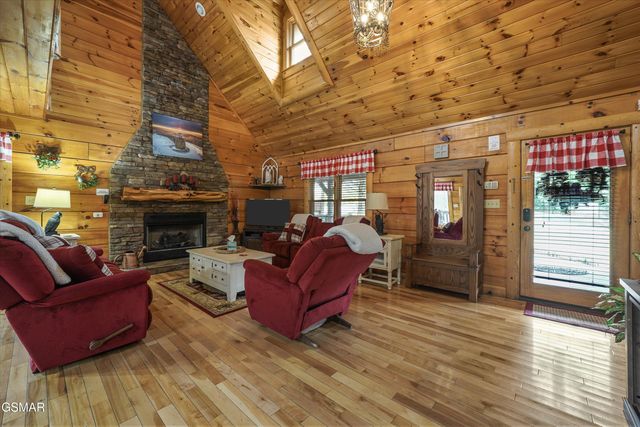 1339 Zachary Thomas Lane, Sevierville, TN 37876