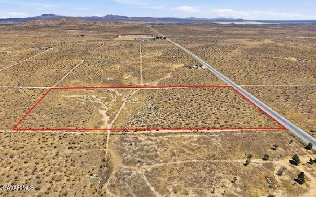 8929 E Avenue J, Lancaster, CA 93535