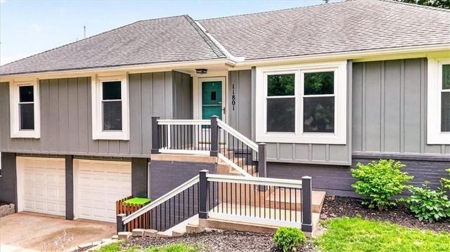 11801 W 78th Terrace, Lenexa, KS 66214