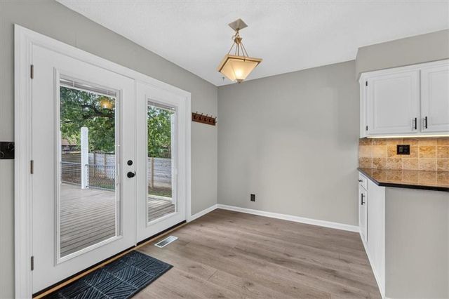 11801 W 78th Terrace, Lenexa, KS 66214