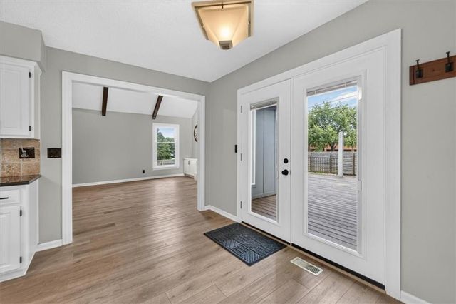 11801 W 78th Terrace, Lenexa, KS 66214