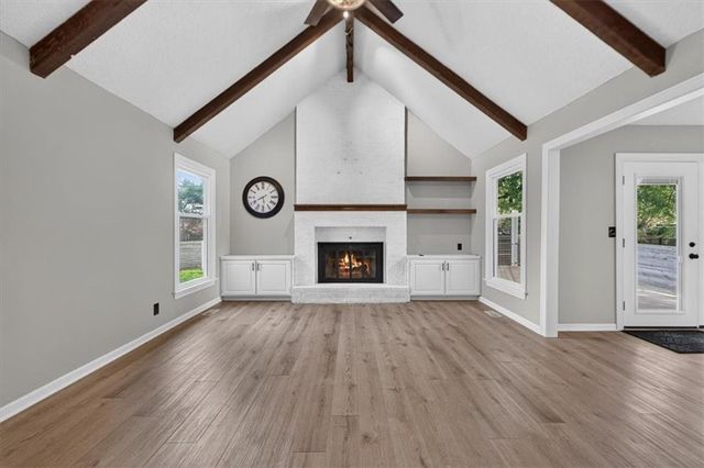 11801 W 78th Terrace, Lenexa, KS 66214