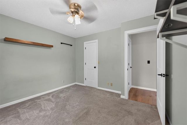 11801 W 78th Terrace, Lenexa, KS 66214