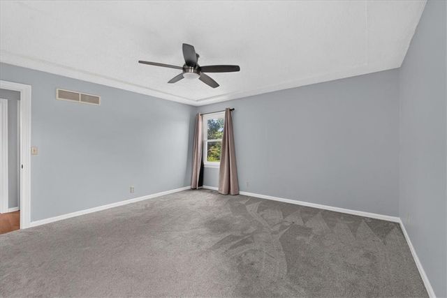 11801 W 78th Terrace, Lenexa, KS 66214