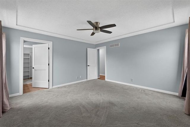 11801 W 78th Terrace, Lenexa, KS 66214