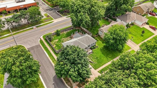 11801 W 78th Terrace, Lenexa, KS 66214