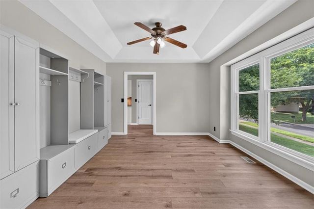 11801 W 78th Terrace, Lenexa, KS 66214