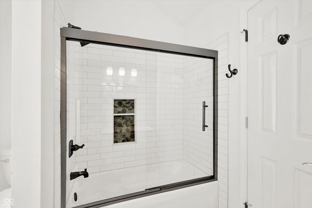 7669 River Road 28, Indianapolis, IN 46240