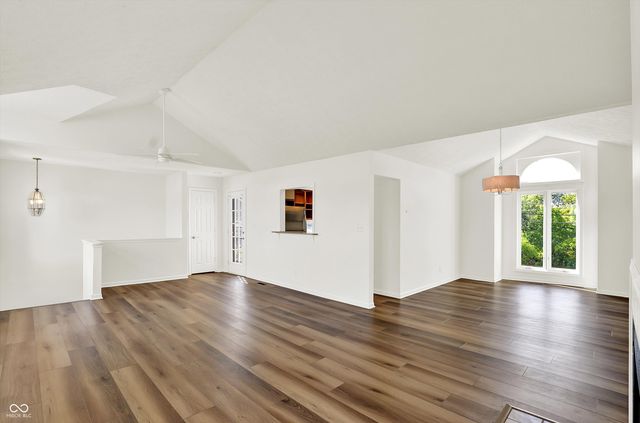 7669 River Road 28, Indianapolis, IN 46240