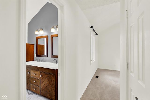 7669 River Road 28, Indianapolis, IN 46240