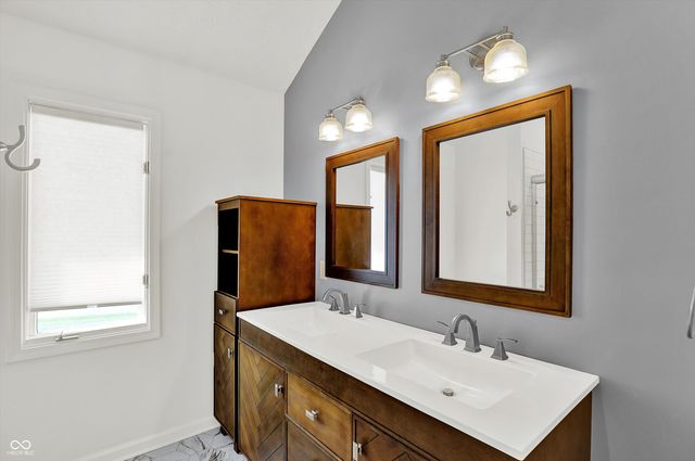 7669 River Road 28, Indianapolis, IN 46240