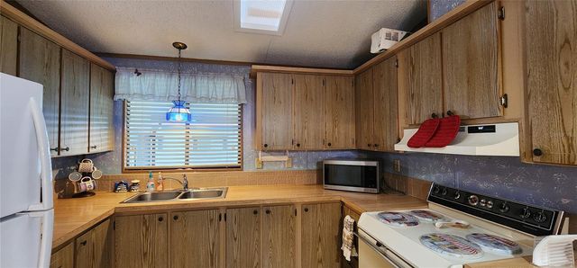 2604 MCDANIEL DRIVE, Kissimmee, FL 34758