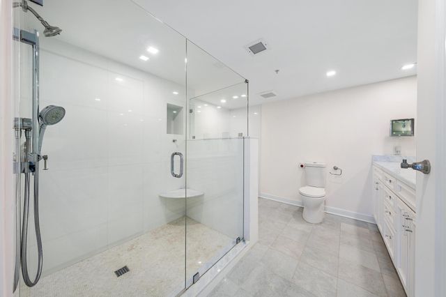 2450 Presidential Way 505, West Palm Beach, FL 33401