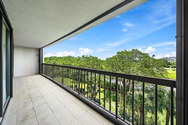 2450 Presidential Way 505, West Palm Beach, FL 33401