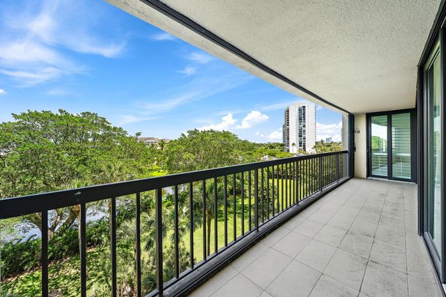 2450 Presidential Way 505, West Palm Beach, FL 33401