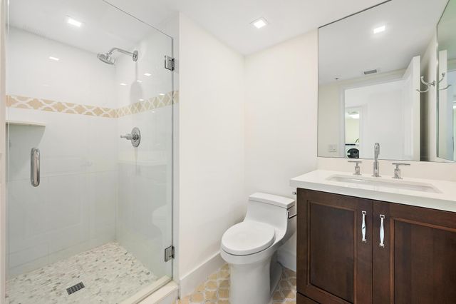 2450 Presidential Way 505, West Palm Beach, FL 33401