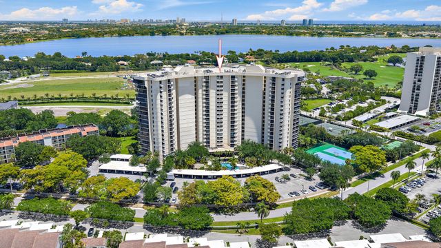 2450 Presidential Way 505, West Palm Beach, FL 33401