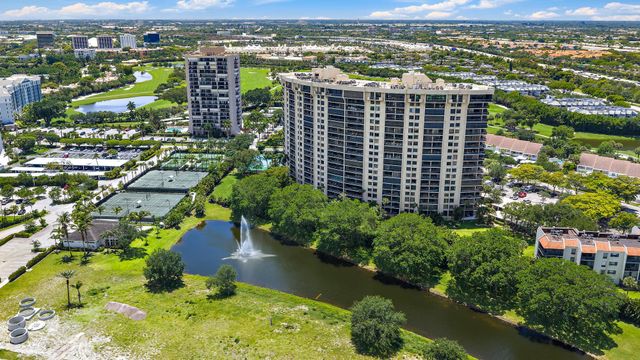 2450 Presidential Way 505, West Palm Beach, FL 33401