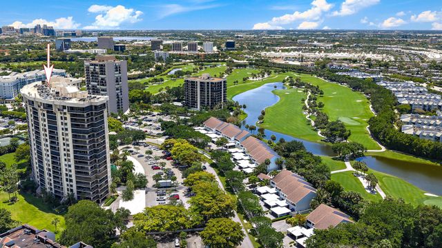 2450 Presidential Way 505, West Palm Beach, FL 33401