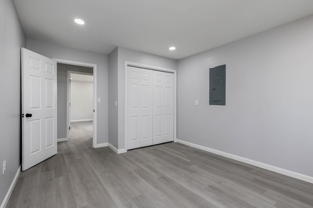 406 S UTTERBACK ST, Vandalia, MO 63382