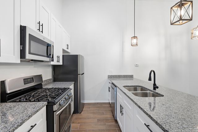 5816 Liberty Bell, San Antonio, TX 78233