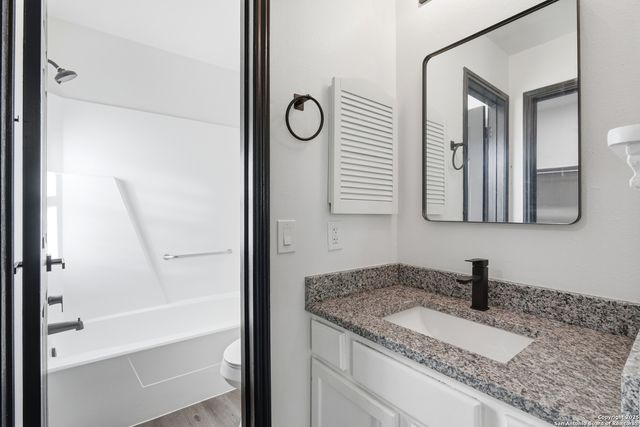 5816 Liberty Bell, San Antonio, TX 78233