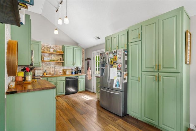 4046 Sydney Circle, Dalton, GA 30721